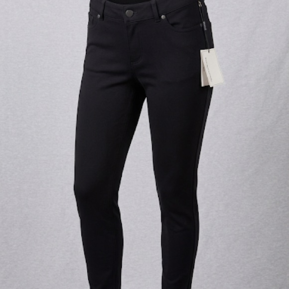 Classic Black Skinny Jeans for Women